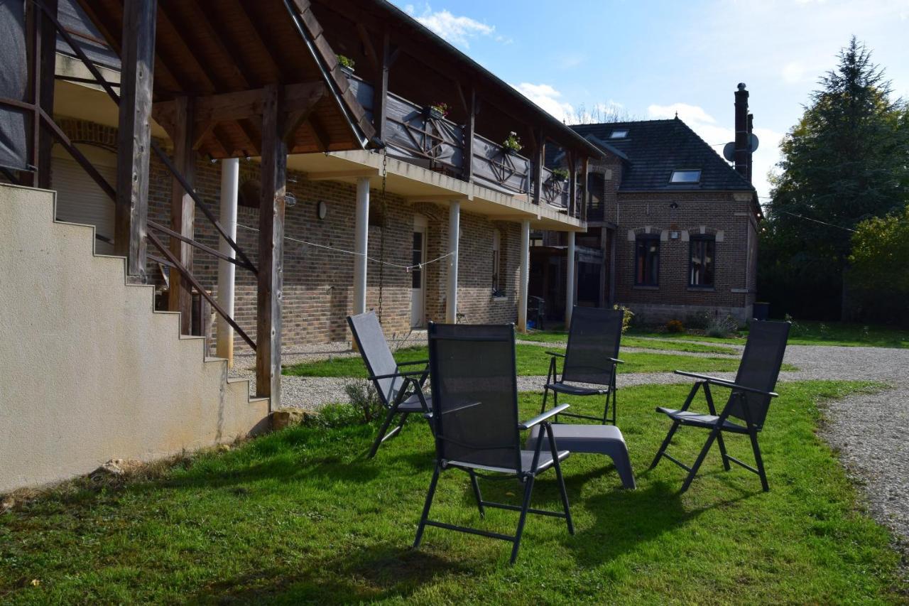 Les Gites Du Lavoir Villemoiron-en-Othe Exterior photo